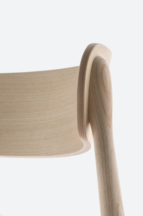 Nemea 2820 Chair